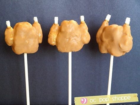 Turkey Cake Pops Turkey Cake Pops, Thanksgiving Cake Pops, Thanksgiving Sweets, Cute Cake Pops, Meat Cake, Popcorn Cake, Turkey Food, Turkey Cake, Thanksgiving Cake