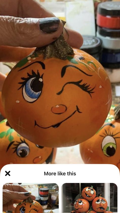 Painted Pumpkin Faces Cute, Painting Faces On Pumpkins, Pumpkin Faces Ideas Painted, Painted Pumpkin Faces, Halloween Pumpkin Painting Ideas, Halloween Pumpkin Painting, Painted Pumpkin Ideas, Fall Crafts Decorations, Cute Pumpkin Faces