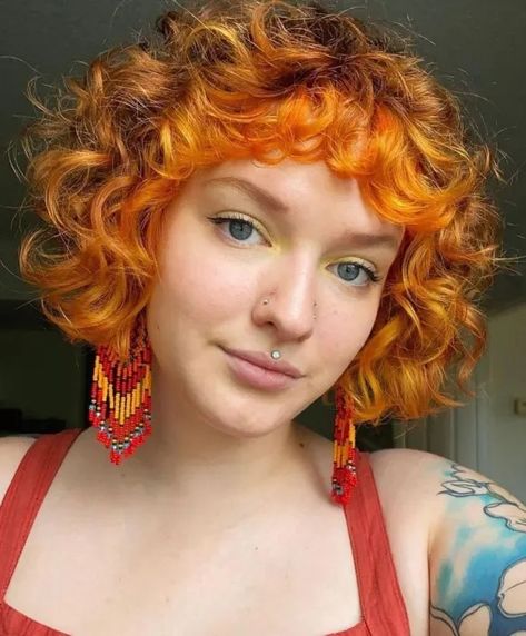 Curly Bob With Money Piece, Short Hair With Bangs Ideas, Curly Ginger, Natural Curly Hairstyles, Curly Hair Ideas, Short Wavy Haircuts, Natural Curly Hair Cuts, Chic Short Hair, Romantic Curls