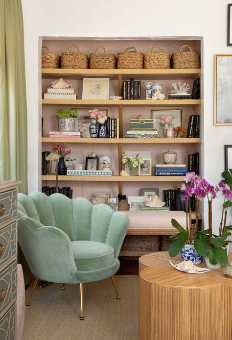 Green And Pink Apartment, Pink Green Living Room, Apartment Decorating Pink, Green And Pink Decor, Pink And Green Decor, Stylish Shelves, Danielle Rollins, Grandmillenial Style, Apartment Guide