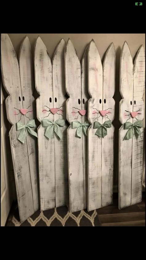 Wooden Rabbits Diy Easter Bunny, Diy Wood Easter Decor, Spring Wood Craft Ideas, Wood Spring Crafts, Spring Wood Crafts Diy, Wood Easter Crafts, Easter Porch Ideas, Wooden Easter Crafts, Easter Wood Projects