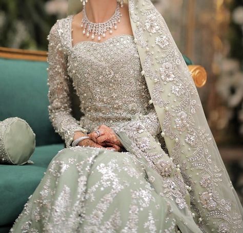 Sage Green Nikkah Dress, Lilac Nikkah Dress, Sage Green Pakistani Bridal, Pastel Nikkah Outfit, Desi Bridesmaids Outfits, Green Pakistani Bridal Dress, Pakistani Engagement Dresses, Turkish Wedding Dress, Pakistani Bridal Dress