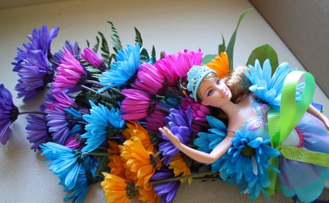 Canada Garden: Dance Recital Flowers Dance Recital Bouquet Ideas, Dance Recital Gifts Diy, Dance Recital Flowers, Recital Bouquet, Animal Flower Arrangements, Ballet Crafts, Recital Gifts, Performance Gift, Dance Team Gifts