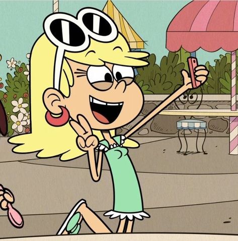 The Loud Family House Leni, Leni Loud Icon, Leni Loud Aesthetic, The Loud House Leni, Ra Hall Themes, Loud House Sisters, Really Loud House, Dark Fantasy Book, Lola Loud