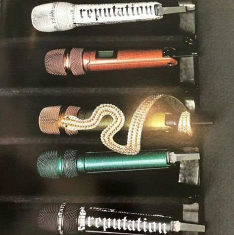 Custom Microphone Design, Pretty Microphones, New Moon 2023, Iphone Wallpaper Widget, Microphone Design, Crystal Microphone, Eras Aesthetic, Music Mic, Taylor Swift Reputation