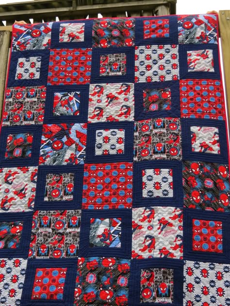 Spiderman Quilt, Old Spiderman, Marvel Quilt, Superhero Quilt, Owl Quilt Pattern, Spiderman Blanket, Kid Quilts Patterns, Star Wars Quilt, Owl Quilt