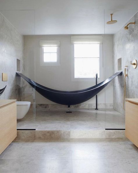 Hammock Bathtub, Hammock Bath, Farmhouse Room, Bathroom Trends, Small Bathroom Design, Bath Room, Modern Bathroom Design, Amazing Bathrooms, Dream Home Design