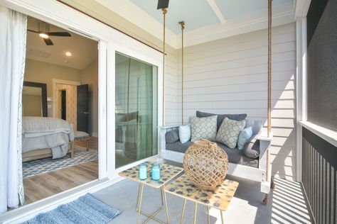 Private screened porch with daybed off master bedroom Bedroom Patio Ideas, Bedroom Deck Ideas, 1960s Ranch House Remodel, Bedroom Addition Ideas, Bedroom Balcony Ideas, Bedroom With Balcony, Bedroom Addition, Guest Bedroom Design, Bedroom Patio