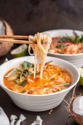 This Thai shrimp noodle soup is full of ginger, lime leaf, lemongrass, coconut milk and noodles to warm up your soul with a handful of shrimp for protein. Shrimp Noodle Soup, Soup Thai, Shrimp Noodles, Thai Shrimp, Thai Soup, Shrimp Soup, Asian Soup, Asian Cooking, Asian Dishes