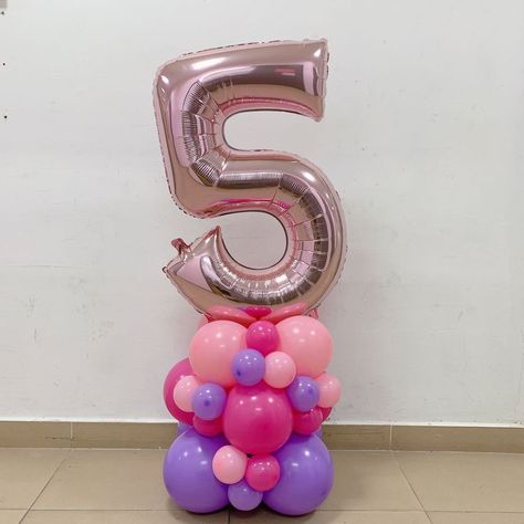 Giant Number Balloons, Balloon Stand, Balloon Stands, Balloon Centerpieces, Number Balloons, Helium Balloons, Perfect Moment, Latex Balloons, Birthday Bash