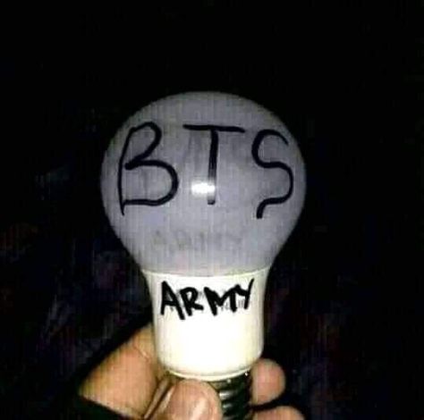 Bts Lightstick, Bts Diy, Paper Flower Crafts, First Love Bts, Naha, Bts Fans, Bts Edits, Kpop Aesthetic, Bts Fanart