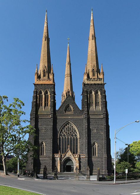 Neo Gothic Architecture, Ribbed Vault, St Patrick's Cathedral, Neo Baroque, Neo Gothic, Gothic Buildings, Revival Architecture, Gothic Cathedrals, Sacred Architecture