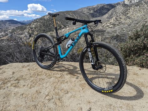 Mountain Bike Action, Cross Country Bike, Race Bike, Downhill Bike, Bike Parking, Fat Bike, Bike Trails, Racing Bikes, Cross Country