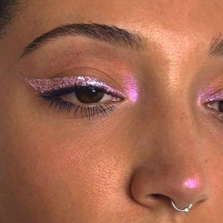 Pink Glitter Eyeliner Looks, Pink Shiny Eye Makeup, Elton John Inspired Makeup, Pink Glitter Eyeshadow Looks, Pink Liner Eye Makeup, Hens Makeup, Taylor Swift Lover Makeup, Pink Eyeliner Makeup, Spongebob Musical