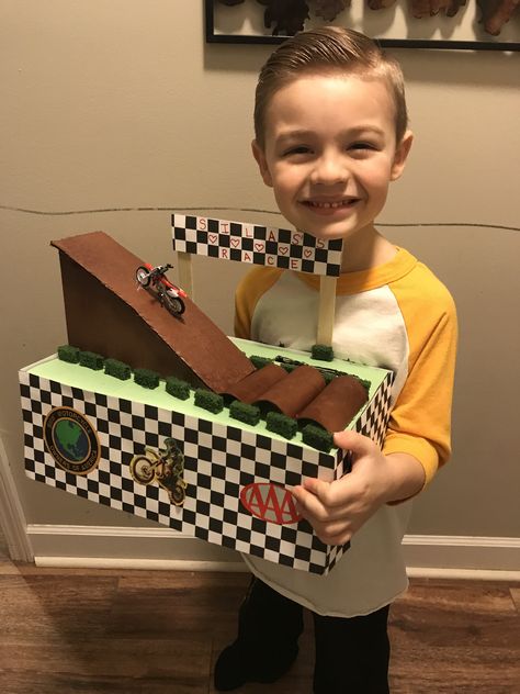 Race Track Valentine Box Ideas, Dirt Bike Valentines Boxes, Motorcycle Valentine Box Ideas, Race Car Valentine Box Ideas, Dirtbike Valentines Boxes, Race Car Valentines Boxes, Dirt Bike Valentine Box Ideas, Hot Wheels Valentine Box Ideas, Kids Valentine’s Day Boxes Boys