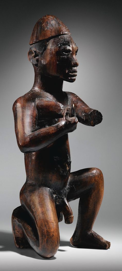 African Carving, Historical Sculptures, Kemet Egypt, Bronze Statues Sculpture, Ancient Greek Sculpture, Ancient Egyptian Gods, Afrikaanse Kunst, African Sculptures, Dr Congo