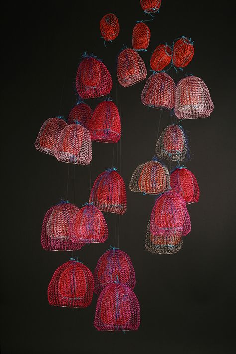 Arline Fisch: Sea Jellies « Monterey Museum of Art Crochet Sea Creatures, Sea Jellies, Wire Crochet, Textile Fiber Art, Art Textile, American Crafts, Soft Sculpture, Crochet Art, Wire Art