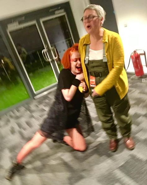 Shirley Manson meeting one of her heroes and musical idols, Elizabeth Fraser (2) Elizabeth Fraser, Shirley Manson, Cocteau Twins, Just Don, Beautiful People, Twins, Musician, Musical, On Instagram