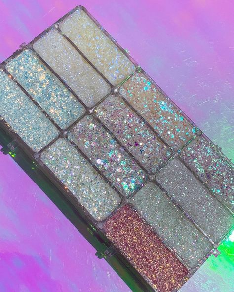 Slayfire Cosmetics, Skin Glitter, Glitter Palette, Beginning Of Fall, Sparkly Eyeshadow, Glitter Mirror, Magnetic Palette, Cosmetic Glitter, Glam And Glitter