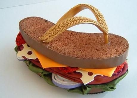 Sandwich Inspired Flip Flops Strange Shoes, Weird Shoes, Funny Shoes, Creative Shoes, Ugly Shoes, Funky Shoes, Unique Shoes, Shoe Art, Crazy Shoes