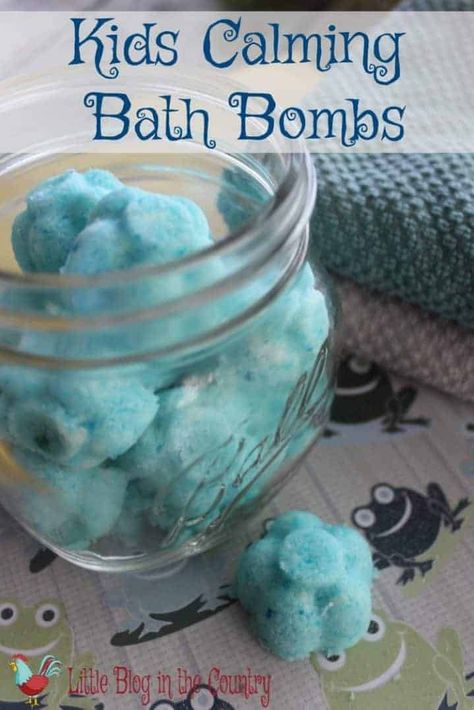 Kids Calming DIY Bath Bombs | Simple in the Country Bath Boms Diy, Bath Boms, Bath Bomb Recipes, Diy Skin Care Recipes, Astuces Diy, Bath Fizzies, Homemade Bath Products, Diy Body, Kids Bath