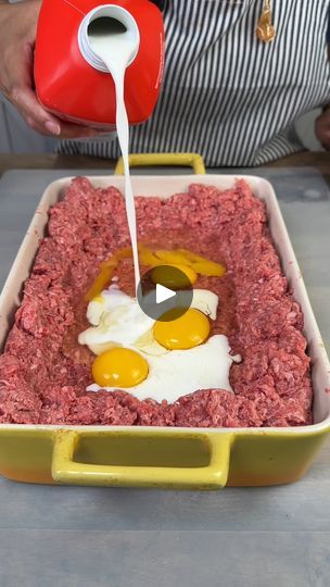 This meatloaf dish broke the internet. | This meatloaf dish broke the internet. This original video is produced by Ryan R, Rick Lax, and Network Media LLC. This video was filmed and edited by... | By Chris & Ryan | Facebook Lazy Dish Meatloaf, Meatloaf Videos, Meatloaf Recipe Video, Meet Recipe, Creamy Cheesy Potatoes, Oven Meals, Chris Ryan, Celiac Recipes, Classic Meatloaf Recipe