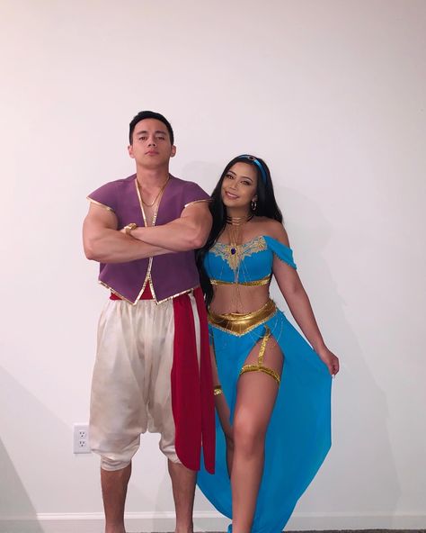 Jasmine And Aladdin Halloween Costume, Jazmin And Aladdin Costume, Aladin And Jasmine Halloween, Princess Jasmine And Aladdin Costume, Jasmine And Aladdin Costumes Couple, Jasmine And Aladdin Costumes, Jeanie Costume, Jasmine And Aladdin Costume, Princess Jasmine And Aladdin