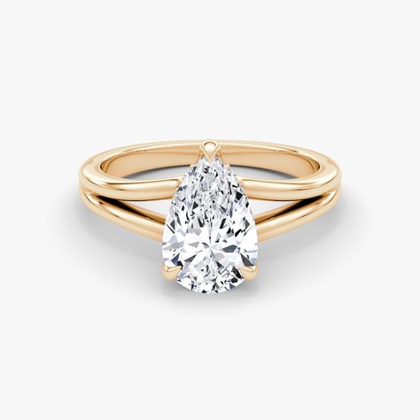 Discover The Floating Split Band Pear Engagement Ring in Rose gold, the daring setting that gently lifts a VRAI created diamond. Shop now. Engagement Ring Plain Band, Pear Cut Diamond Ring, Pear Cut Ring, Split Shank Engagement Rings, Pear Cut Engagement Rings, Engagement Ring Inspiration, Pear Ring, Pear Shaped Engagement Rings, Split Shank Ring