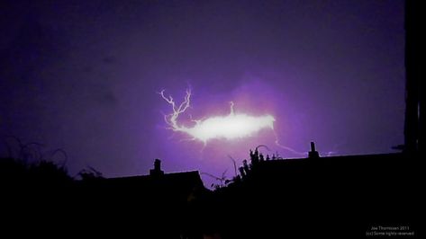 Scientists Have Recreated St Elmo's Fire in the Lab Ball Lightning, Mammatus Clouds, Lightning Storms, Optical Phenomena, Sun Dogs, Atmospheric Phenomenon, Ufo Sighting, Trondheim, Lightning Strikes