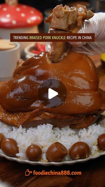 Pork Feet Recipe, Pork Knuckle Recipe, Pork Shanks Recipe, Korean Pork, Pork Knuckle, Filipino Dish, Pork Glaze, Pork Recipe, Easy Pork