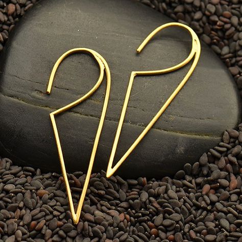 Satin 24K Gold Plated Sterling Silver Open Wire by kathleensonia Aluminum Earrings, Dagger Earrings, Loc Jewelry, Metalsmithing Jewelry, Wire Jewelry Designs, Earring Box, Handmade Wire Jewelry, Triangle Earrings, Geometric Jewelry