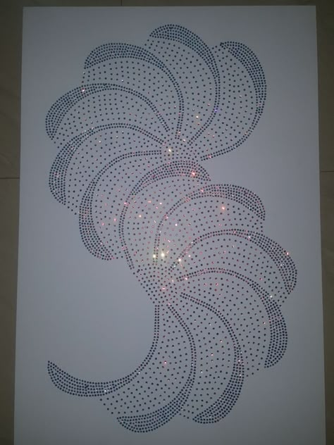 Pencil Shaving Art, Feather String Art, Rhinestones Designs, Circles Design, Rhinestone Designs Pattern, Hand Embroidery Patterns Free, Smocking Patterns, Diy Wall Art Decor, Mandala Art Lesson