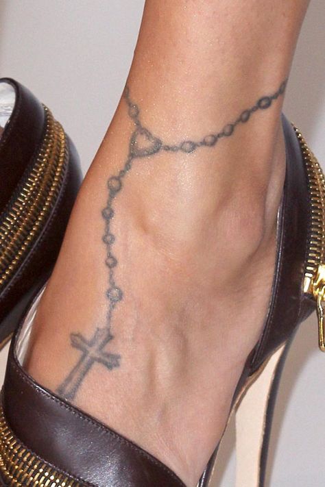 Rosary Rosery Tattoos Ankle, Ankle Rosary Tattoo For Women, Girly Leg Tattoos, Rosary Tattoo On Ankle, Rosary Ankle Tattoos, Rosary Bead Tattoo, Ankle Foot Tattoo, Tattoo On Foot, Black Rosary