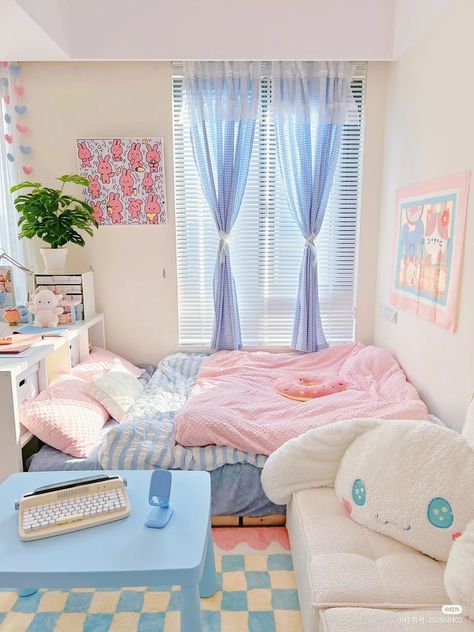 Sanrio Bedroom Ideas Cinnamoroll, Bedroom Blue And Pink, Pink And Blue Room Aesthetic, Sanrio Bedroom, Blue And Pink Bedroom, Fantasy Rooms, Color Celeste, Cute Bedroom Ideas, Pastel Room