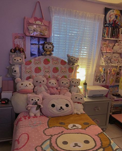 Sanrio Bedroom, Cutecore Room, Sanrio Room, Kawaii Room Ideas, Kitty Room, Hello Kitty Bedroom, Kawaii Bedroom, Hello Kitty Rooms, Otaku Room