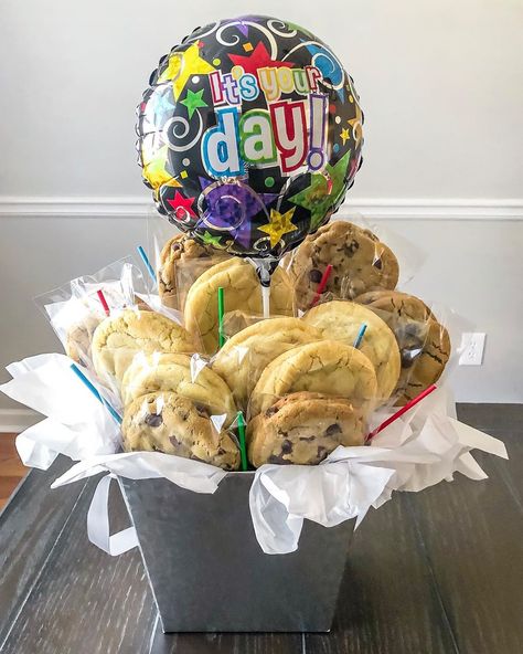 Sweet Little Something Bakery on Instagram: “A birthday cookie bouquet! 🍪💕 Say happy birthday, I love you, thank you, get well, or happy holidays with a sweet cookie bouquet! . . DM us…” Birthday Cookie Bouquet, Birthday Cookie, Cookie Bouquet, Sweet Cookies, Cookie Gifts, Birthday Cookies, Get Well, Gift Baskets, Happy Holidays