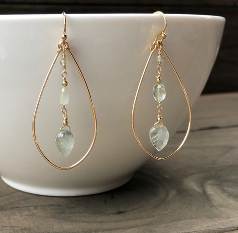 Diy Resin Earrings, Homemade Earrings, Wire Wrapped Jewelry Diy, Bijoux Fil Aluminium, Wire Jewelry Tutorial, Wire Jewelry Designs, Handmade Jewelry Tutorials, Diy Wire Jewelry, Handmade Fashion Jewelry