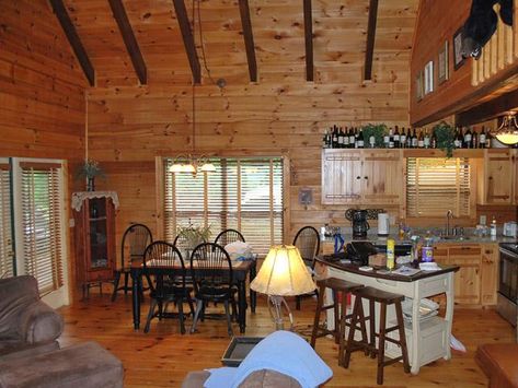 Modernizing Your Cabin or Log Home - Homestead Timbers Log Cabin Makeover, Log Cabin Renovation, Dining Room Makeovers, Log Home Interior, Log Cabin Exterior, Kids Bedroom Remodel, Guest Bedroom Remodel, Cabin Renovation, Small Bedroom Remodel