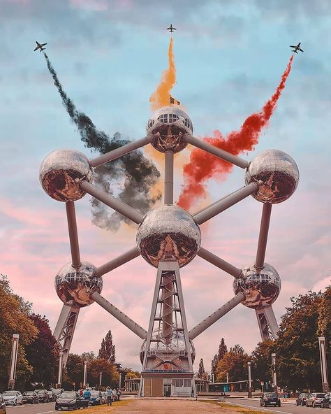 National Day ! •#fetenationale  #visitbrussels #brussels #brusselsworld #brussel Belgian Aesthetic, Brussels Belgium Aesthetic, Brussels Atomium, Brussels Aesthetic, Brussels Trip, Belgium Aesthetic, Atomium Brussels, Happy National Day, World Thinking Day