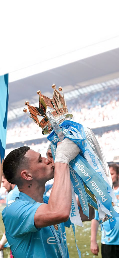 #manchestercity #premierleague #champions #wallpapers Mancity Wallpapers 2023, Mancity Wallpapers, Foden Manchester City Wallpaper, Futbol Wallpapers 4k, Foden Wallpaper, Football Wallpapers 4k, Phill Foden Wallpaper Iphone, Manchester City Wallpapers, Phil Foden Wallpaper 4k