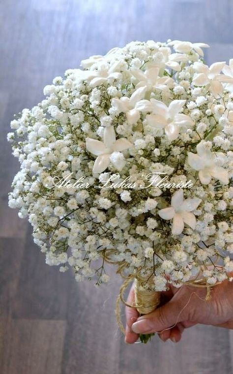 Pretty "All White" Wedding Bouquet: Gypsophila (Baby's Breath) & Stephanotis (Madagascar Jasmine) Stephanotis Wedding Bouquet, Madagascar Jasmine, Creative Wedding Centerpieces, Outdoor Wedding Backdrops, Wedding Bucket, White Gypsophila, Brides Flowers Bouquet, Gypsophila Bouquet, Simple Wedding Bouquets