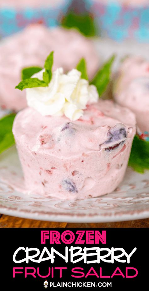 Frozen Cranberry Salad, Cranberry Fruit Salad, Dessert Cream Cheese, Thanksgiving Cranberry Sauce, Frozen Fruit Salads, Thanksgiving Cranberry, Cranberry Salad Recipes, Cranberry Fluff, Congealed Salad