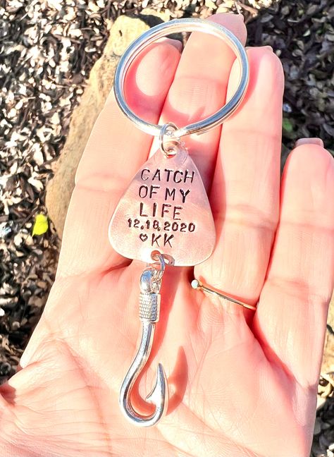 Thanks for the kind words! ★★★★★ "RECOMMEND!! received my purchase fast and it was perfect. i know my boyfriend will love this for valentine’s day. thank you 🤍" Makayla Fishing Valentines Gift, Fishing Keychain, Custom Fishing Lure, Custom Lures, Lure Making, Best Gifts For Him, Couple Things, Christmas Gifts For Husband, Valentines Gifts For Him