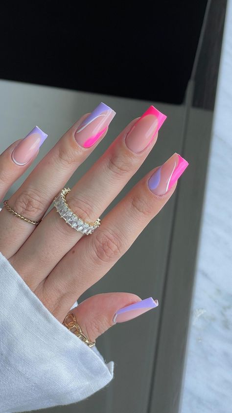 Pink Lilac Nails, Lilac Pink Nails, Lilac And Pink Nails, Electric Pink Nails, Pink Gel Polish, Lilac Nails, Pink Gel, Pink Nail Designs, Pink Lilac