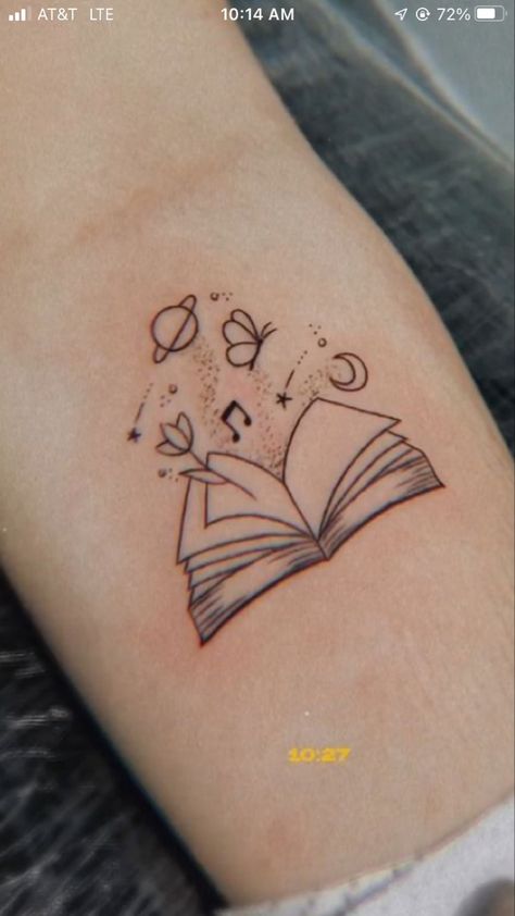 Open Book Tattoo, Teacher Tattoos, Jagua Henna, Bookish Tattoos, Artist Tattoo, Inspiration Tattoo, Small Hand Tattoos, Classy Tattoos, Discreet Tattoos