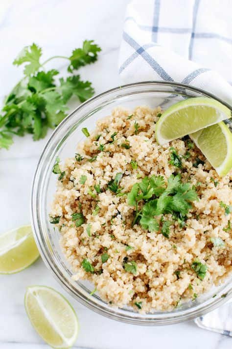 Coconut Lime Cilantro Quinoa - Eat Yourself Skinny Cilantro Quinoa, Hawaiian Chicken Kabobs, Chickpea Recipe, Coconut Quinoa, Sauteed Kale, Healthy Sides, Coconut Lime, Quinoa Recipes, Healthy Side Dishes