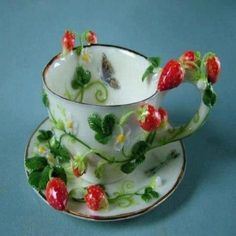 # Strawberry Kitchen, Tanah Liat, Keramik Design, Teapots And Cups, Tea Cup And Saucer, High Tea, Cups And Mugs, Tea Cup Saucer, Ceramic Pottery