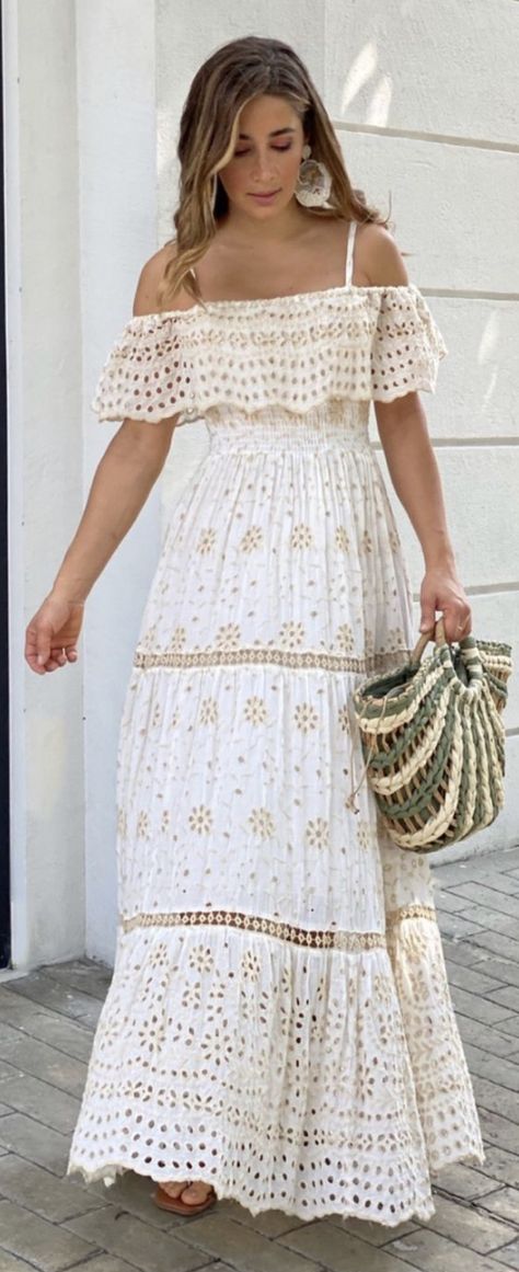 Vestidos Maxi, White Star, Eyelet Dress, Modern Dress, Dress Ideas, Off Shoulder Dress, Boston, Off Shoulder, Shoulder Dress