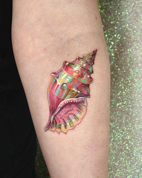 ✨Iridescent✨ | Instagram Shell Tattoo, Seashell Tattoos, Colorful Tattoo, 16 Tattoo, Iridescent Shell, London Tattoo, Tatuaje A Color, Tattoo Ideas Female, Tattoo Cover