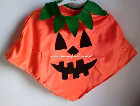 come fare un vestito zucca halloween fai da te modello semplice e velocissimo da fare con il pannolenci o con il raso per bimbi e bimbedi tutte la età Alice Halloween, Drink Sleeves, Kids Dress, Halloween Party, Halloween Costumes, Couture, Halloween